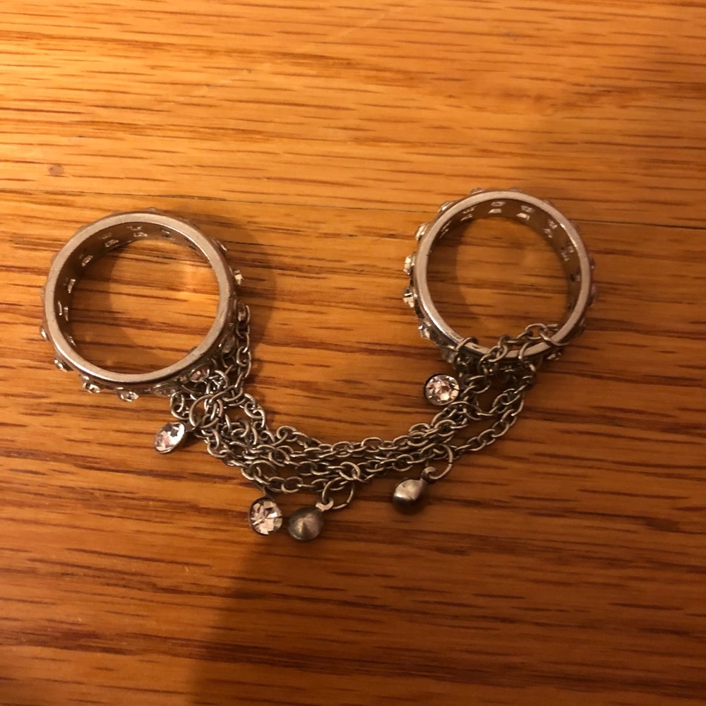 Plus size ring chain - Picture 4 of 5